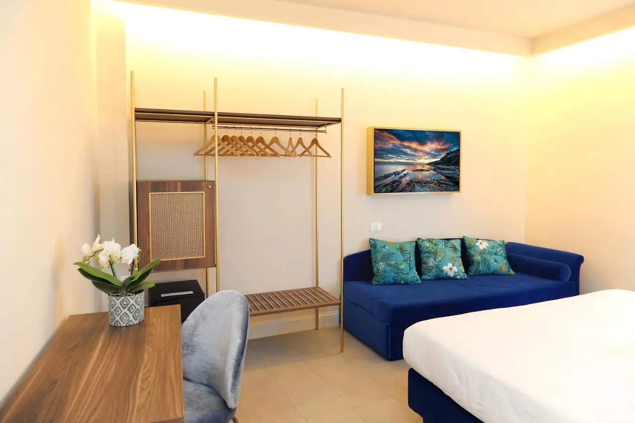I Tre Re Rooms Bardolino Hotel